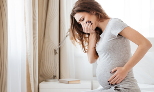 Diese 10 Tipps helfen Dir gegen Schwangerschaftsübelkeit